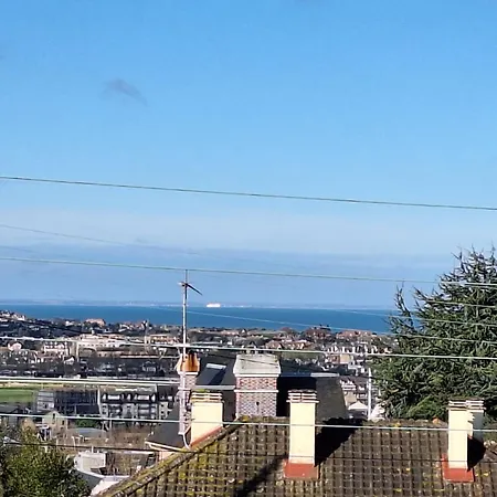 La Fleur Du Soleil Bed & Breakfast *