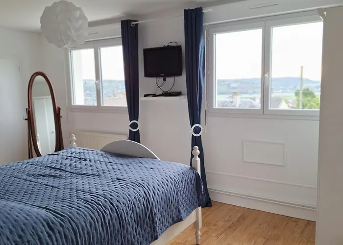 La Fleur Du Soleil לינה וארוחת בוקר *